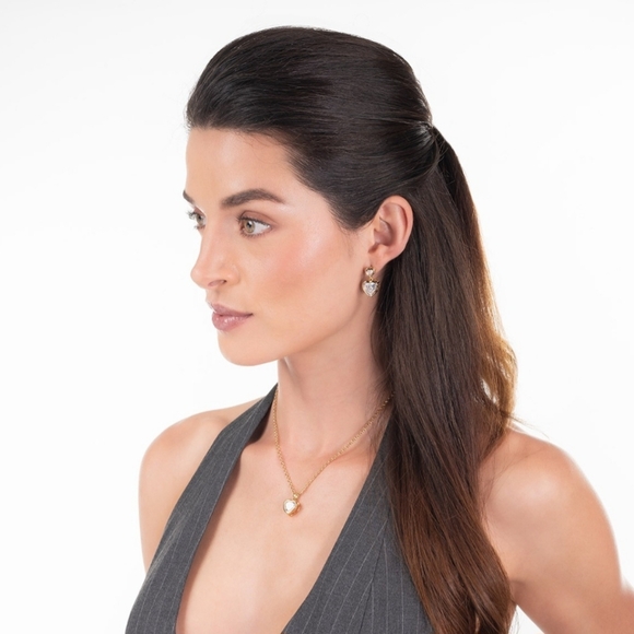 Nice & Bella Gold Plated Heart-Shaped Crystal Earrings - Picture 3 of 3